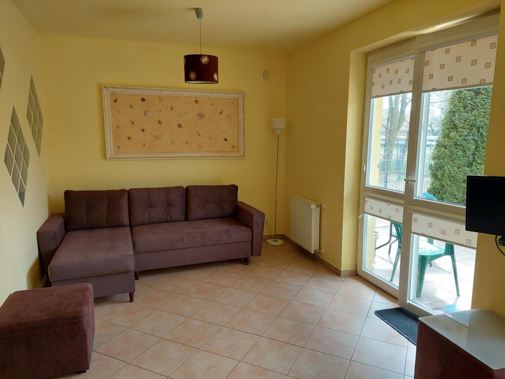 Apartament Z Ogrodkiem Kołobrzeg Esterno foto