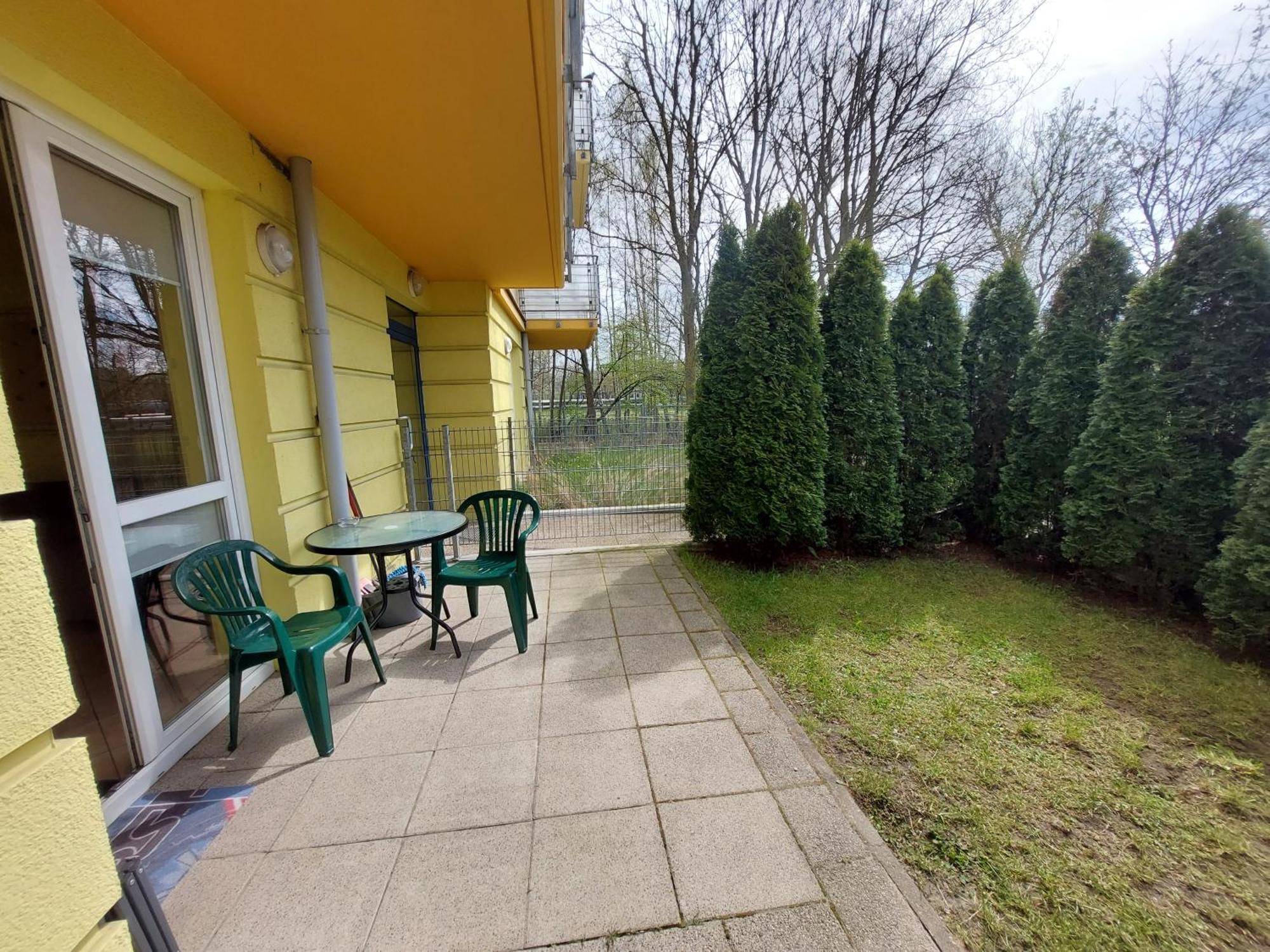 Apartament Z Ogrodkiem Kołobrzeg Esterno foto